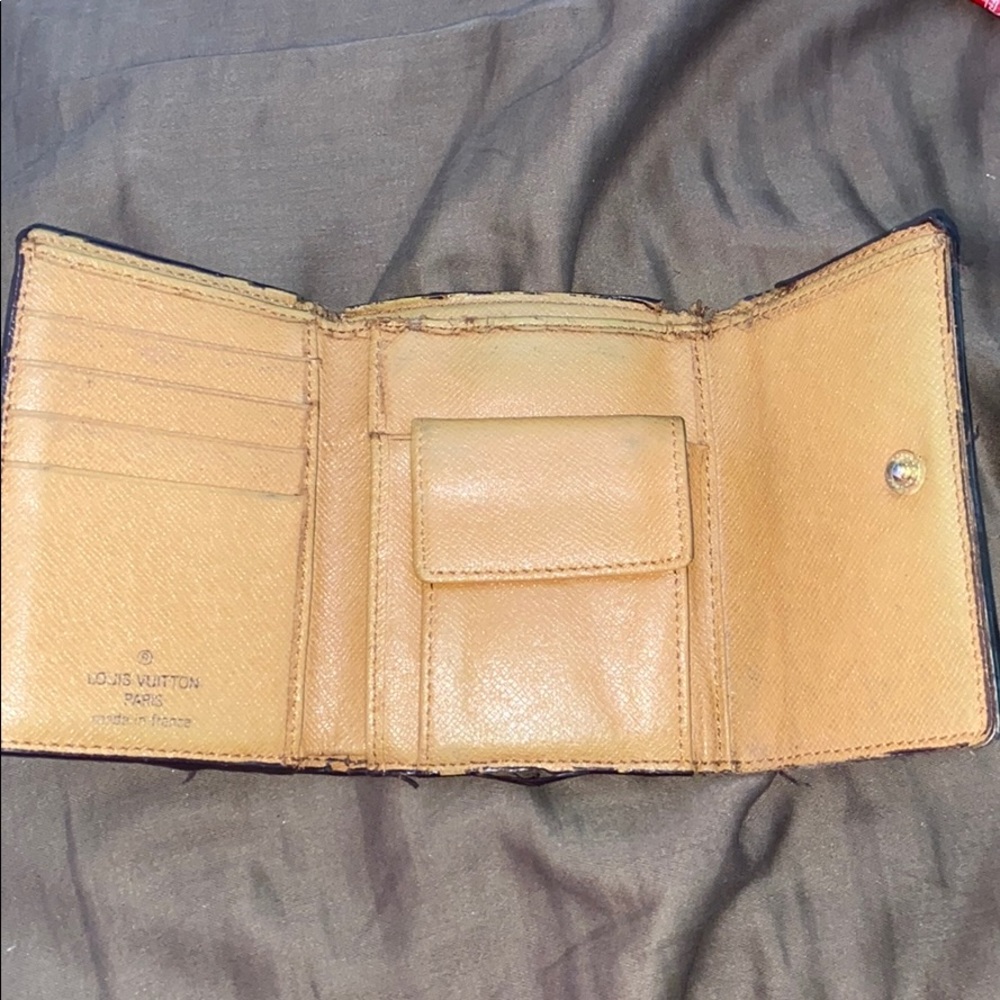 Wallet - Picture 2 of 3